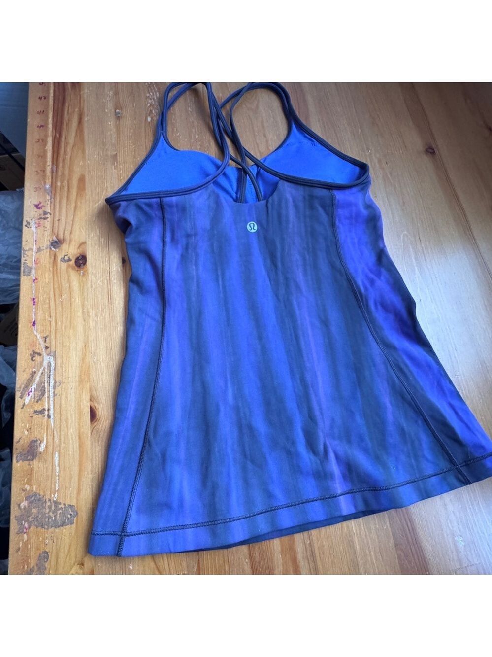 Lululemon purple racer back tank top with built in bra size 6 NWOT - Picture 11 of 13